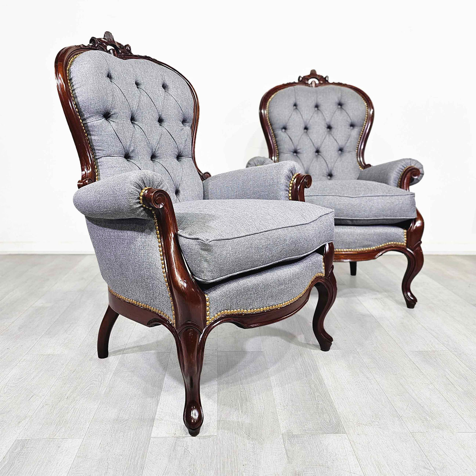 Par De Sillones Antiguos Capitoné Colonial Inglés Lino Gris (6951)