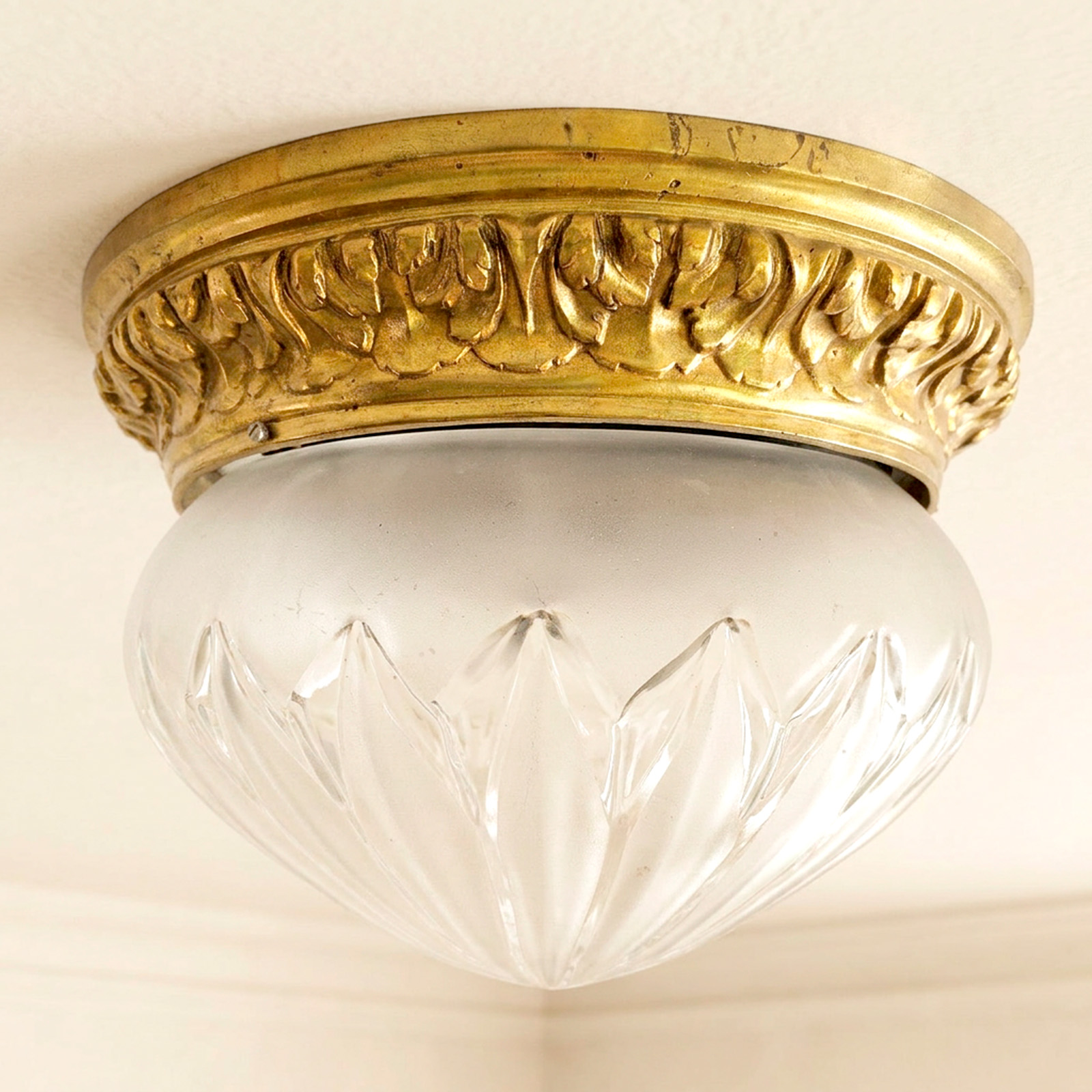 Plafón Francés Bronce Macizo Tulipa Tallada 2 Luces (7151)