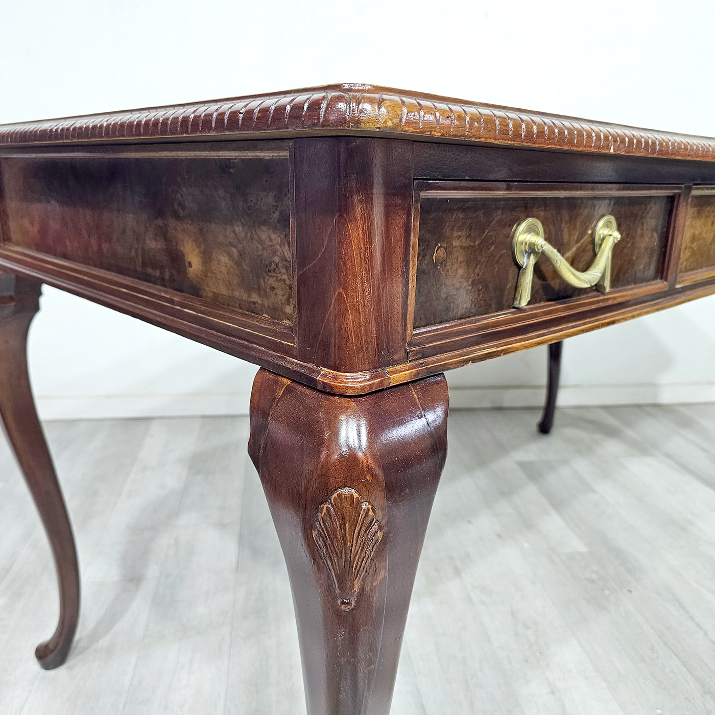 Escritorio Antiguo Reina Ana Nogal Raíz 3 Cajones (7155)
