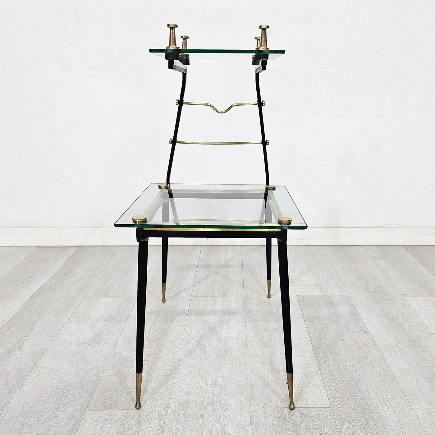 Mesa Auxiliar Mid Century Vidrio Hierro Bronce 2 Planos (7215)