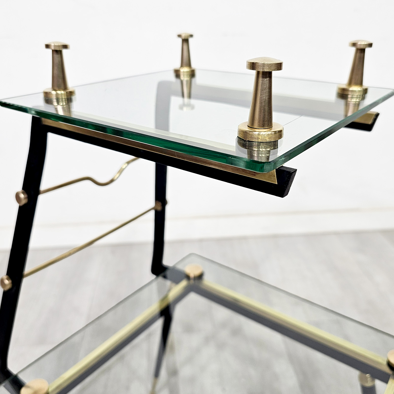 Mesa Auxiliar Mid Century Vidrio Hierro Bronce 2 Planos (7215)