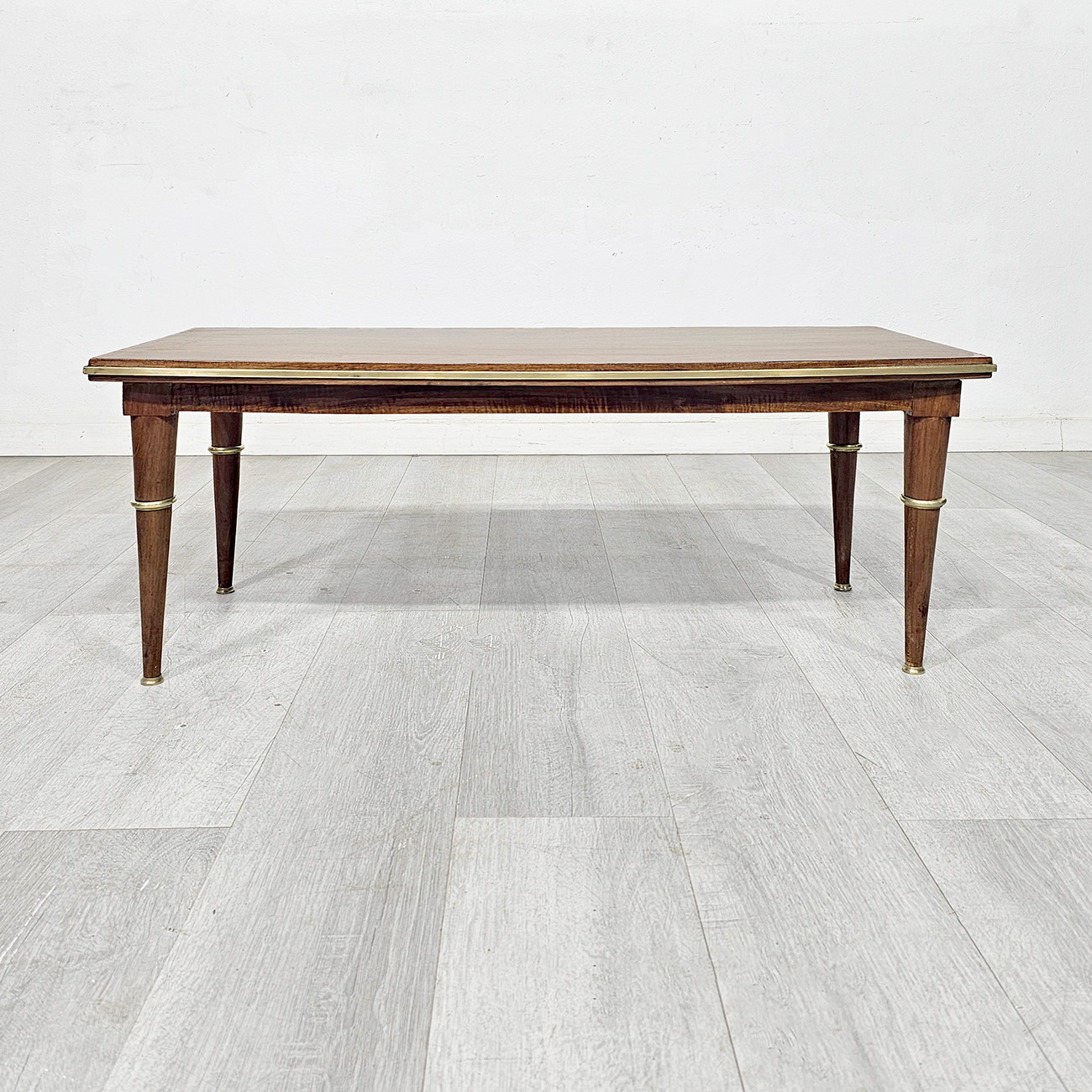 Mesa Ratona Mid Century Peteribí Bronce (7275)
