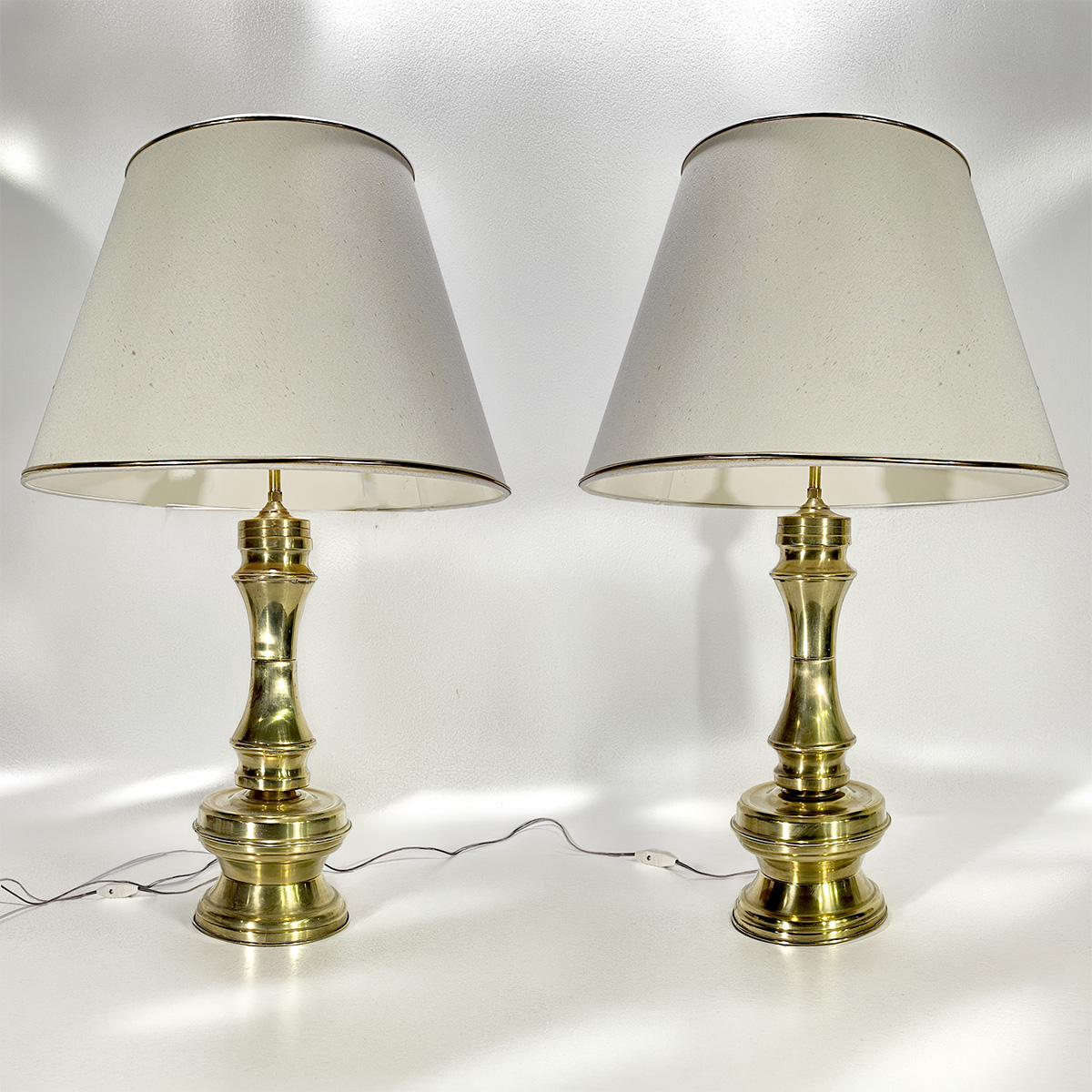 Par Lámparas De Mesa Bronce Vintage (7278)