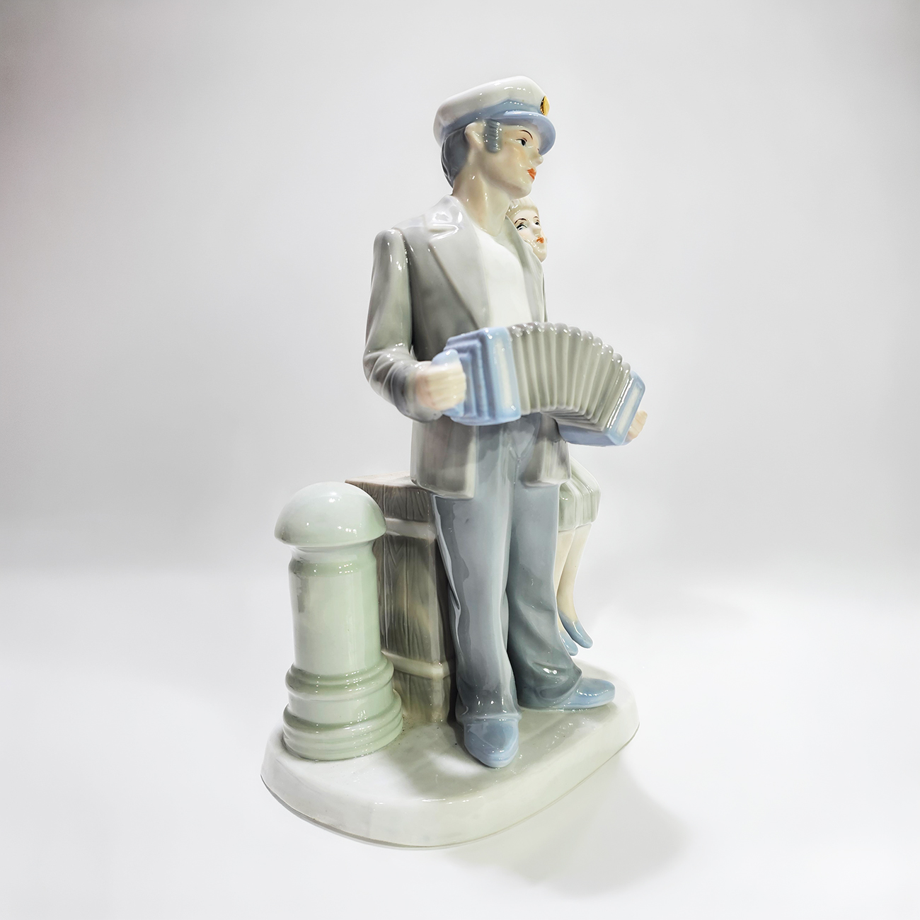 Figura Porcelana Monti Piero España Acordeonista (7294)