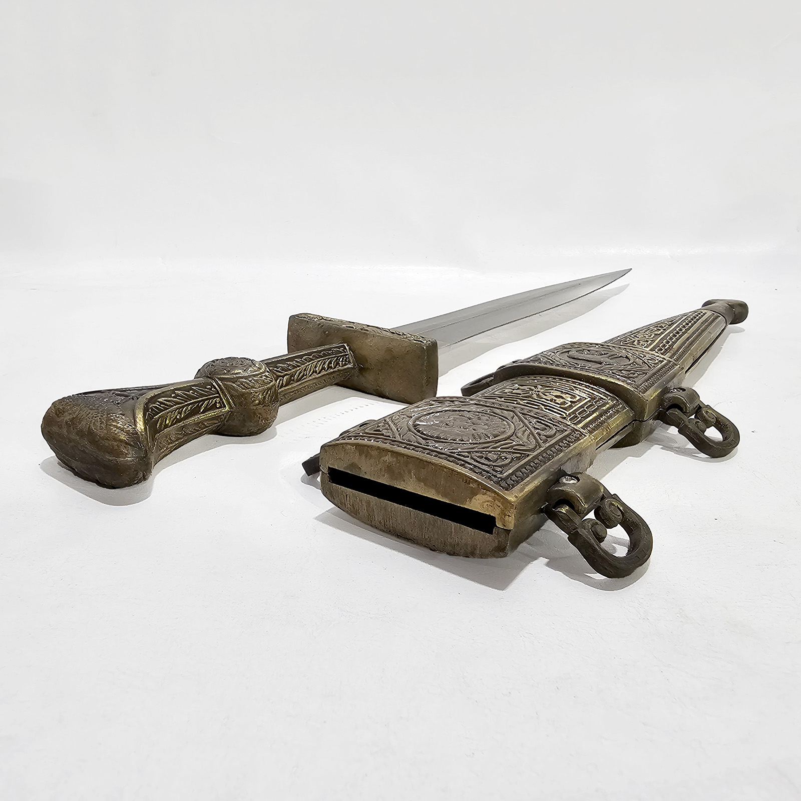 Daga Romana Pugio Réplica Con Vaina Metal (7296)