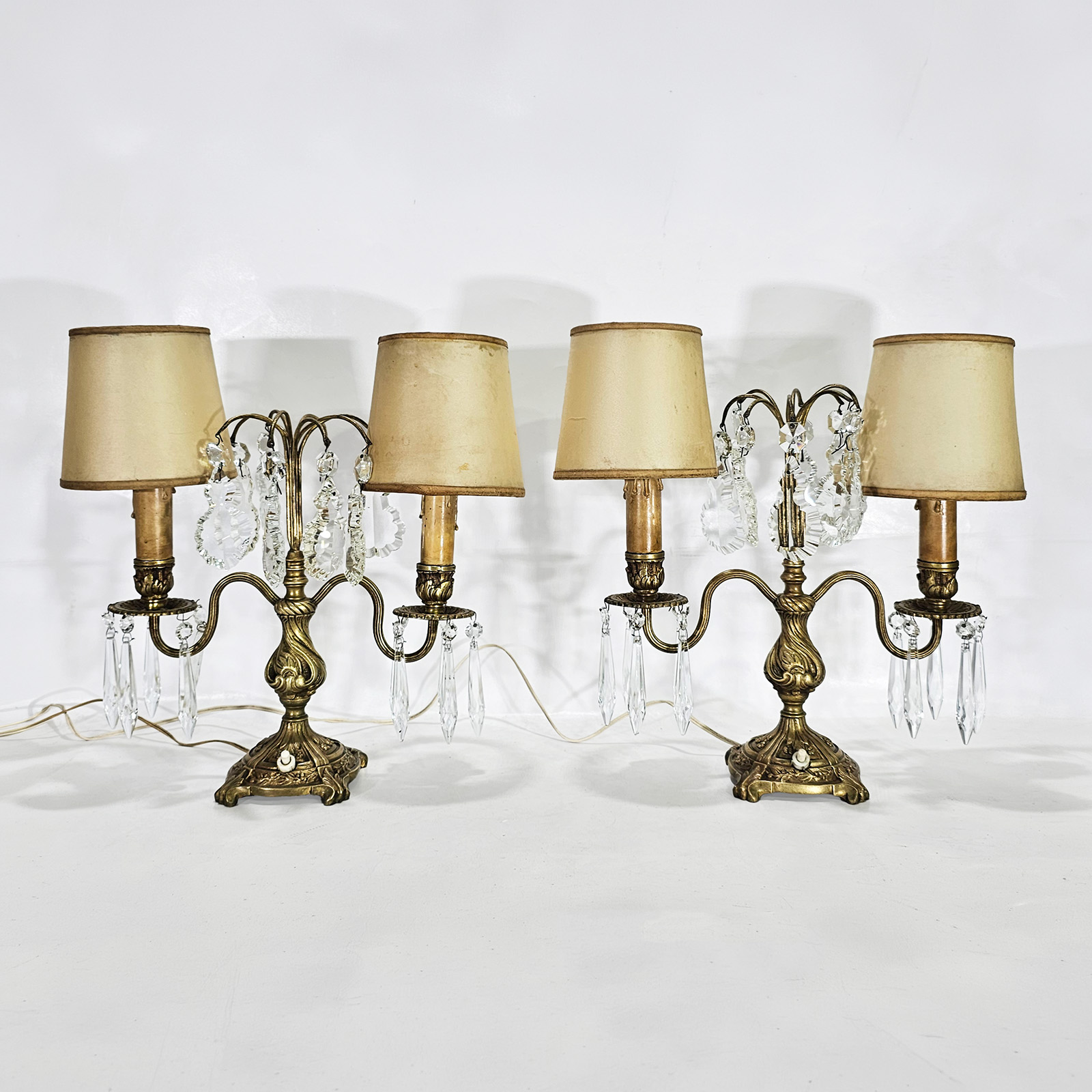 Par Veladores Antiguos Bronce 3 Luces Caireles (7300)