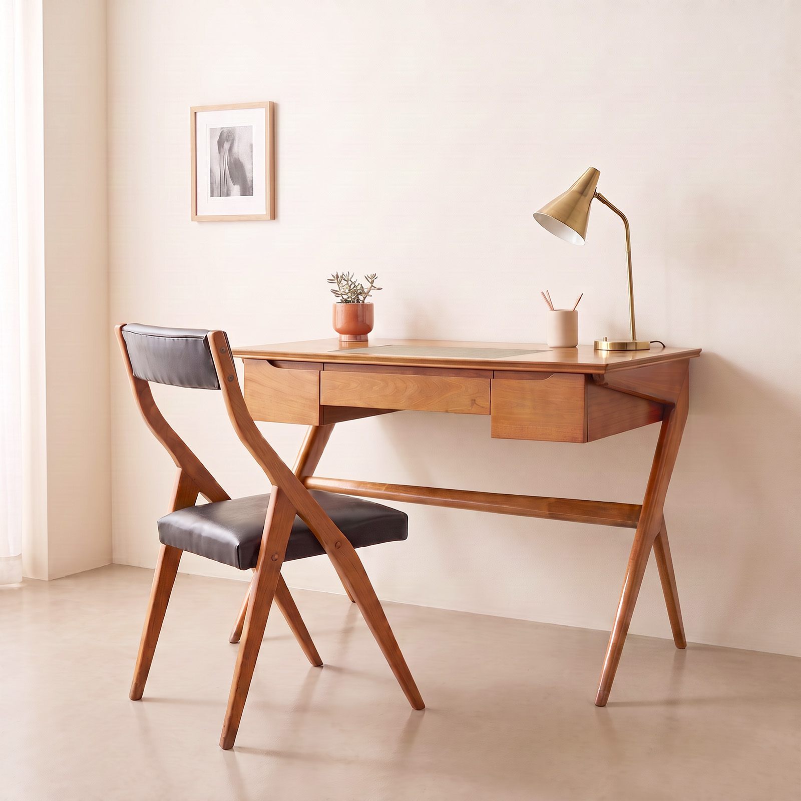 Silla Vintage Mid Century Guatambú Cuerina (7311)