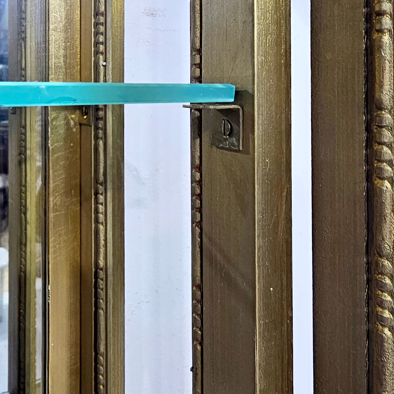 Vitrina Antigua Francesa De Colgar Dorada Con Luz (7355)